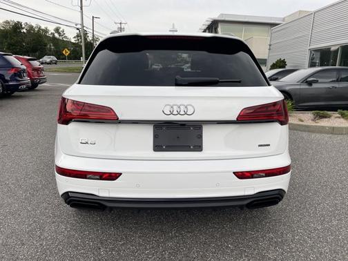 2025 Audi Q5 S line Premium