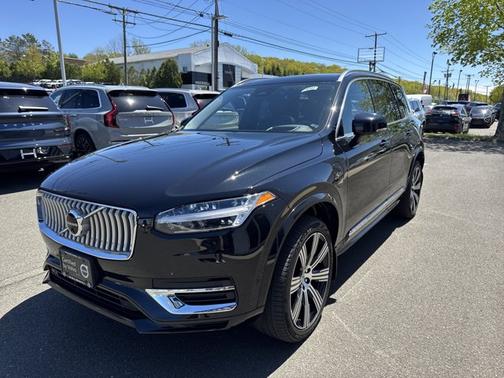 ONYX BLACK 2024 Volvo XC90 Recharge Plug-In Hybrid Ultimate