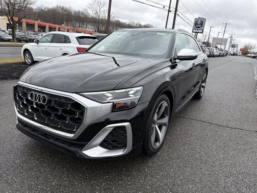 MYTHOS BLACK 2024 Audi SQ8 Prestige