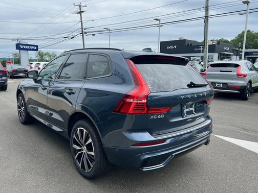 2025 Volvo XC60 Plus