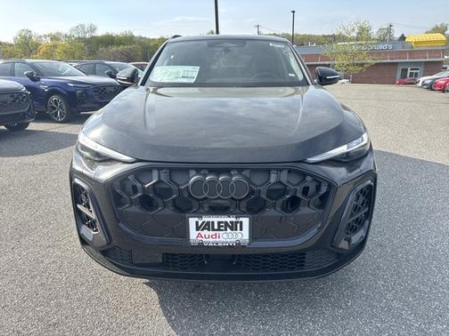 Mythos Black Metallic 2026 Audi Q5 Premium Plus