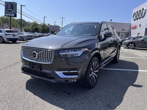 2024 Volvo XC90 Core Bright Theme