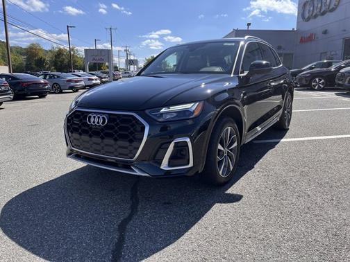 2023 Audi Q5 S line Premium Plus