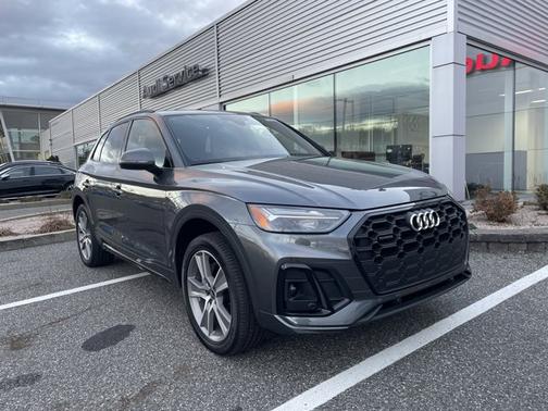 2025 Audi Q5 S line Premium