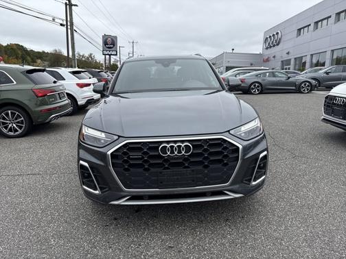 2023 Audi Q5 S line Premium Plus