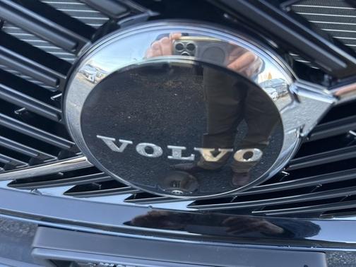 2026 Volvo XC90 Ultra Dark Theme