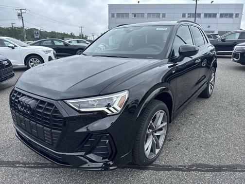 2025 Audi Q3 S line Premium