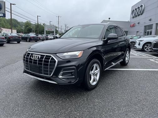 2022 Audi Q5 Premium