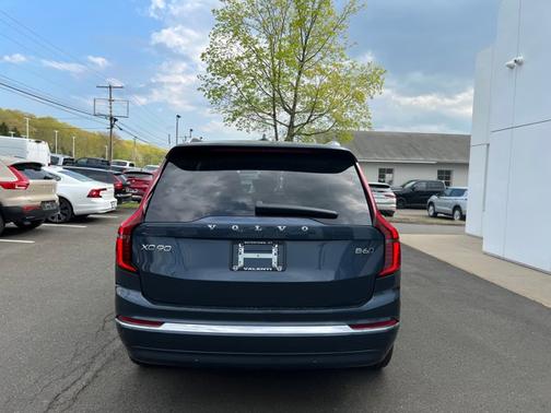 2025 Volvo XC90 Plus