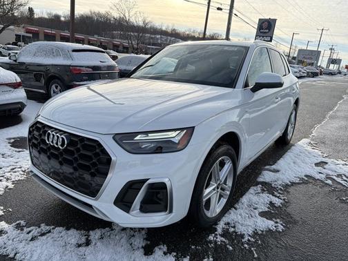 2024 Audi Q5 S line Premium