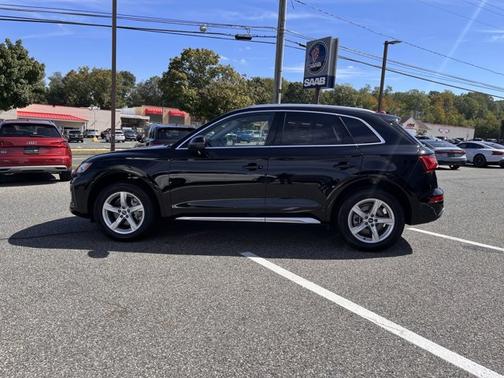 2023 Audi Q5 Premium