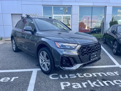 2025 Audi Q5 S line Premium