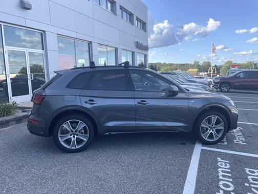 2025 Audi Q5 S line Premium