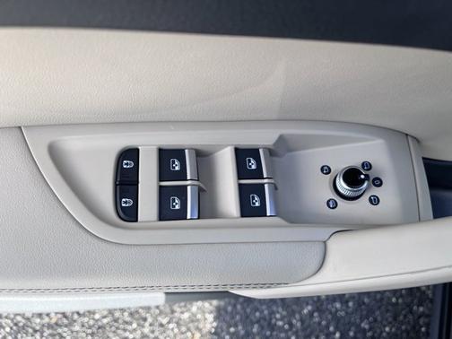 2022 Audi Q5 S line Premium Plus