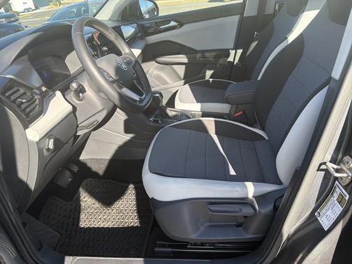 2025 Volkswagen Taos S