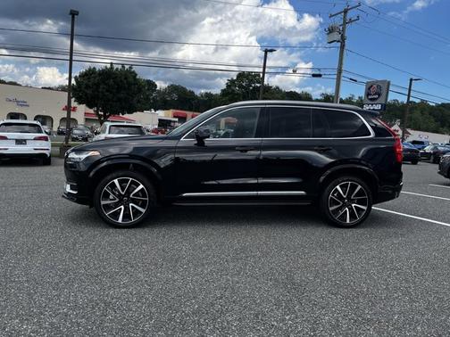 2024 Volvo XC90 Ultimate Bright Theme