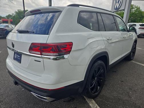 2023 Volkswagen Atlas 3.6L V6 SE w/Technology
