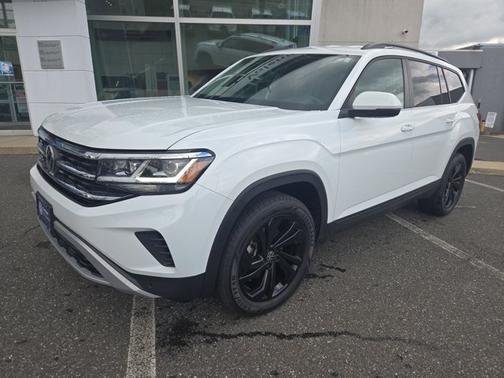 2023 Volkswagen Atlas 3.6L V6 SE w/Technology