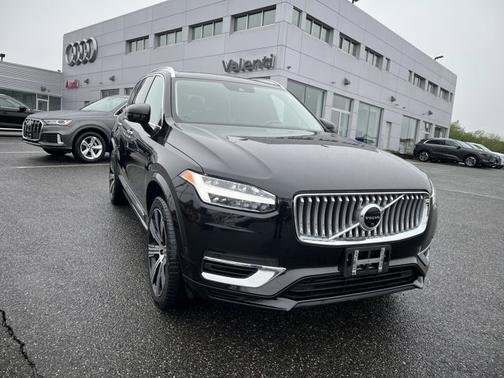 2022 Volvo XC90 Recharge Plug-In Hybrid Inscription