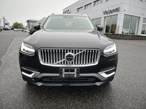 2022 Volvo XC90 Recharge Plug-In Hybrid Inscription