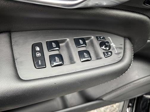 2022 Volvo XC90 Recharge Plug-In Hybrid Inscription