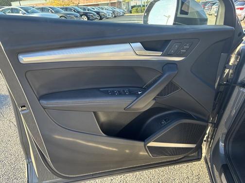 2023 Audi Q5 Sportback S line Premium Plus