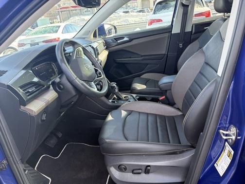 2023 Volkswagen Taos SEL