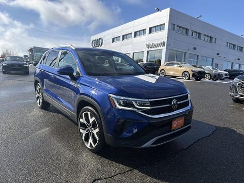 2023 Volkswagen Taos SEL
