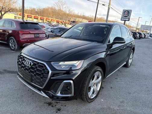 2023 Audi Q5 S line Premium Plus