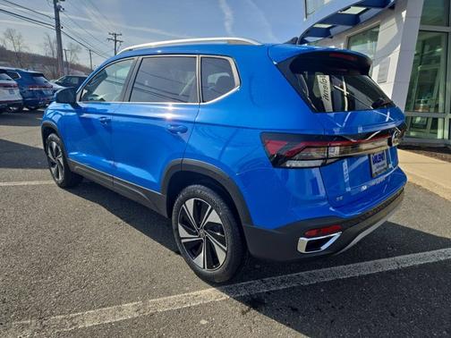 2025 Volkswagen Taos SE