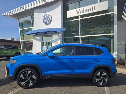 2025 Volkswagen Taos SE