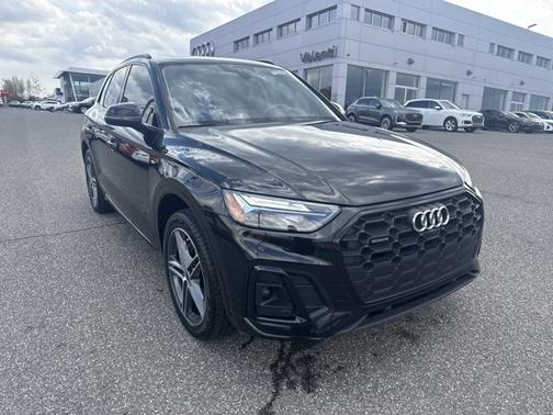 2023 Audi Q5 S line Premium Plus