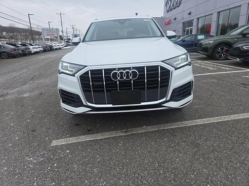 2022 Audi Q7 Premium
