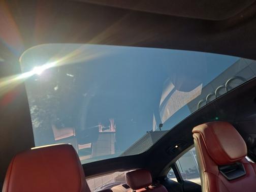 2024 Audi e-tron GT Premium Plus