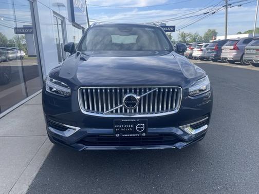 Denim Blue Metallic 2024 Volvo XC90 Recharge Plug-In Hybrid Plus Bright Theme