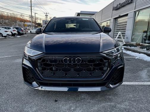 2024 Audi Q8 Prestige