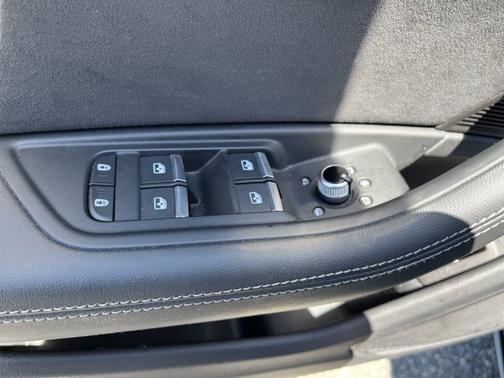 2023 Audi A4 S line Premium Plus