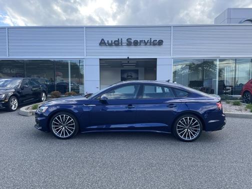 Navarra Blue Metallic 2023 Audi A5 Sportback Premium Plus
