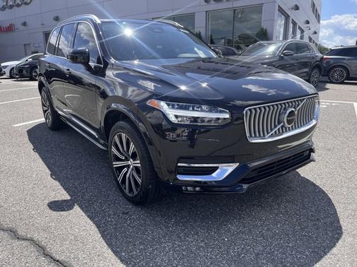 2024 Volvo XC90 Core Bright Theme