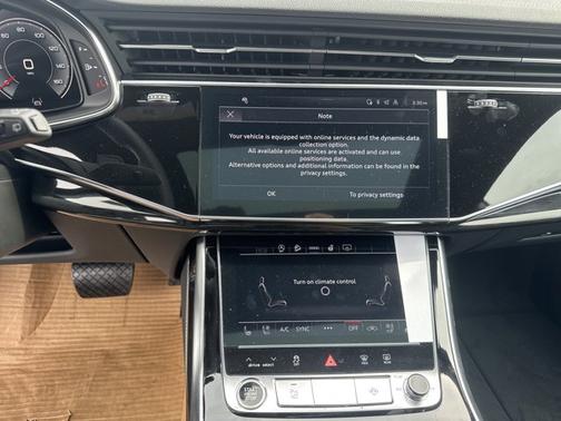 Mythos Black Metallic 2026 Audi Q8 Premium Plus