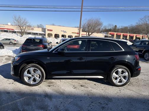 2023 Audi Q5 S line Premium Plus