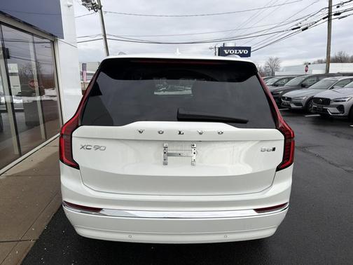 2026 Volvo XC90 Ultra