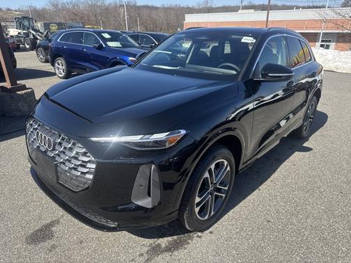 2025 Audi Q5 Premium