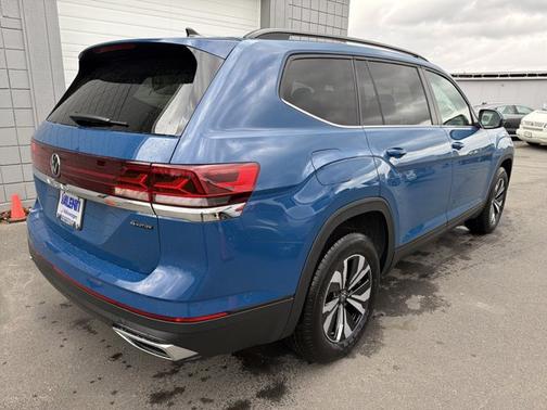 Mountain Lake Blue Metallic 2026 Volkswagen Atlas 2.0T SE