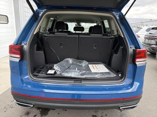 Mountain Lake Blue Metallic 2026 Volkswagen Atlas 2.0T SE