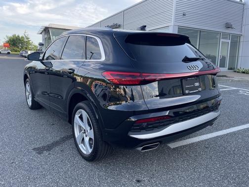 Black 2025 Audi Q5 Premium Plus