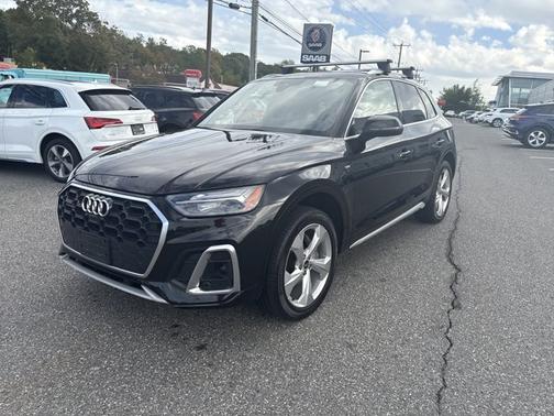 2023 Audi Q5 S line Premium Plus