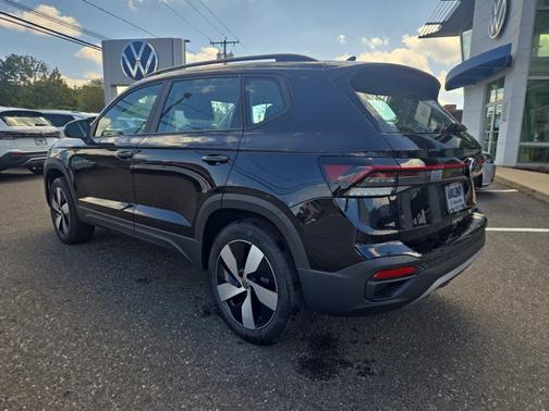 2025 Volkswagen Taos S