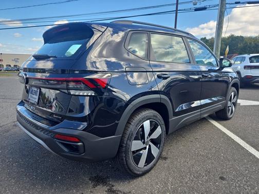 2025 Volkswagen Taos S