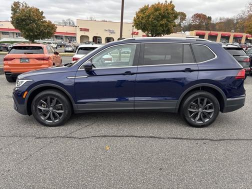 2022 Volkswagen Tiguan SE